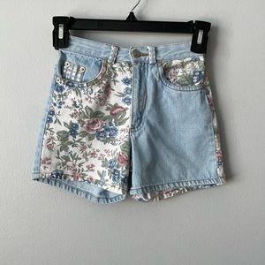 Kikomo Blue Jeans Floral Patchwork Denim Shorts Size 5T